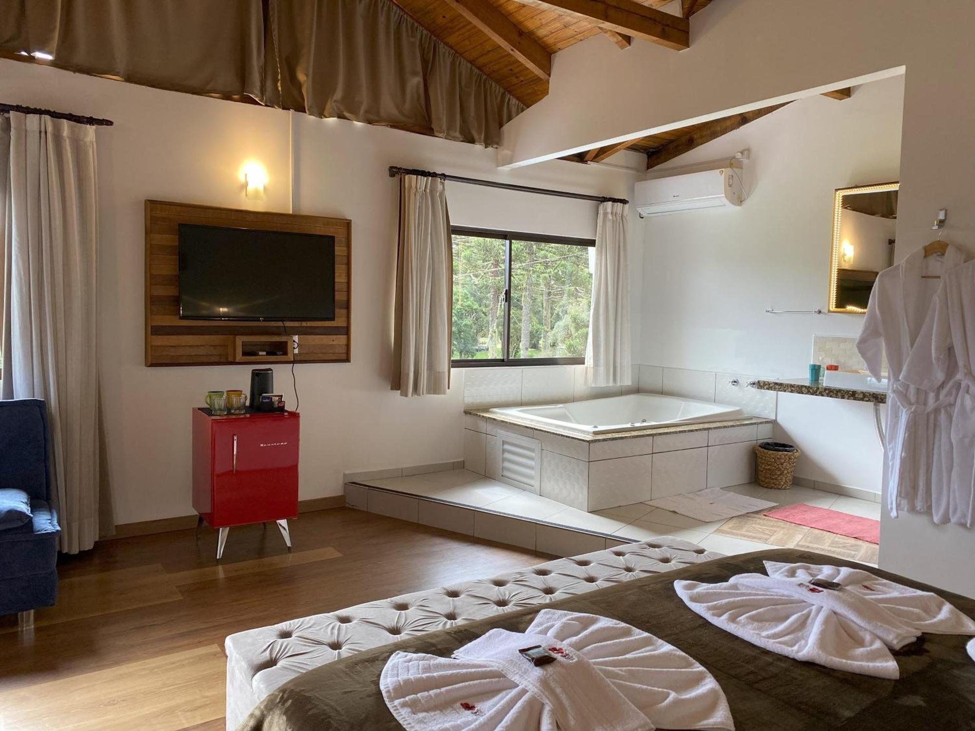 Hibisco Home Hotel Урубісі Номер фото