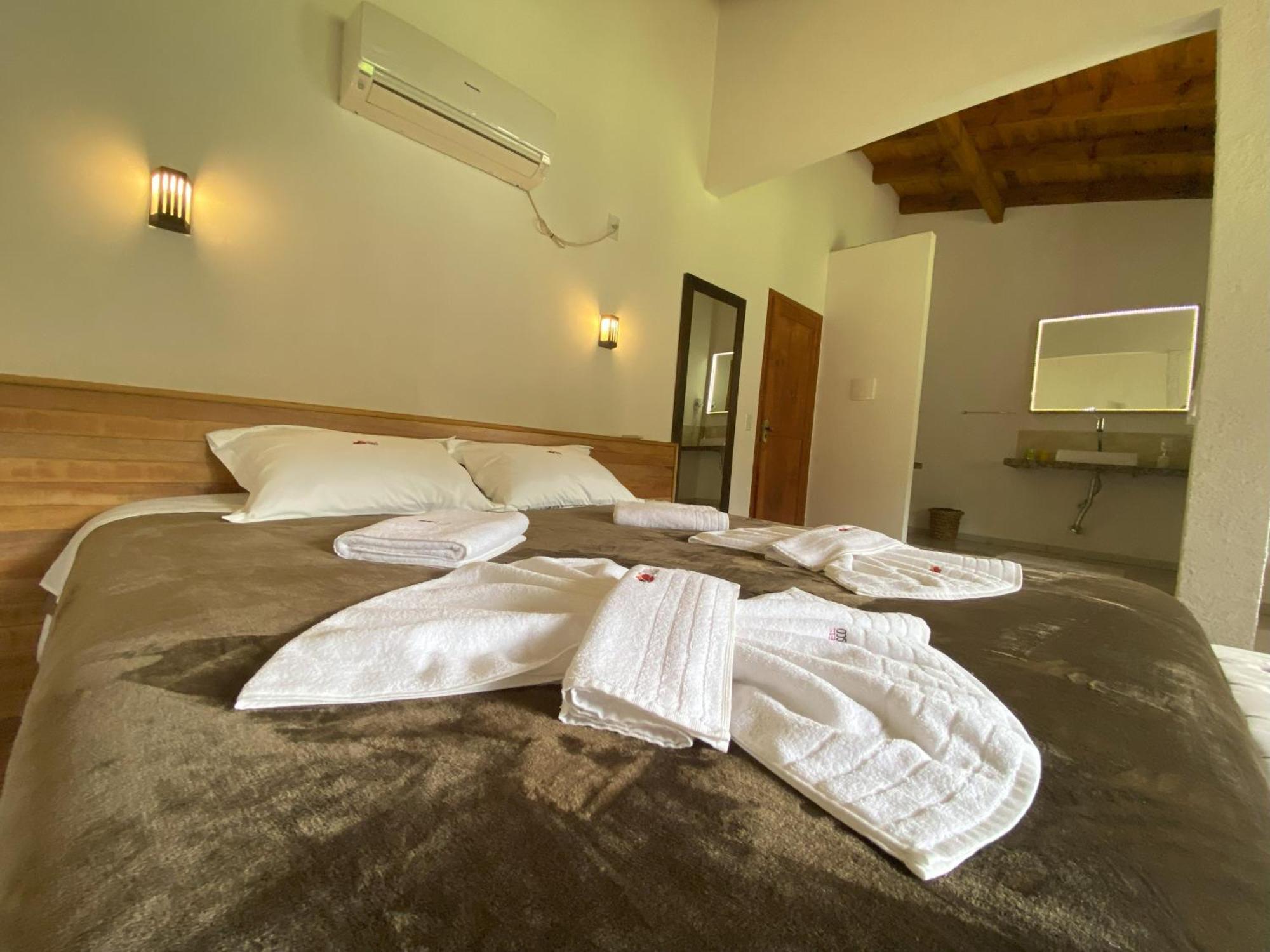 Hibisco Home Hotel Урубісі Номер фото